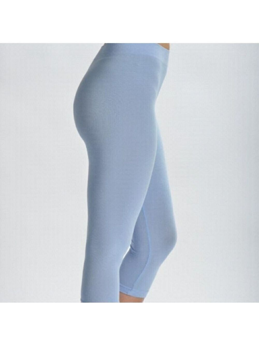 BAMBOO Mid Rise Powder Blue Capris leggings Size Small NWT